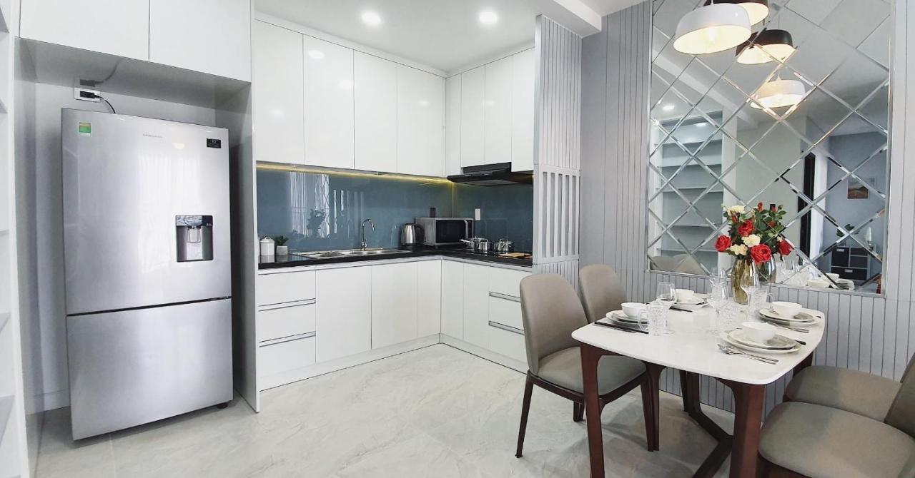 Khách sạn hẻo lánh Diamond Luxury Bach Dang River *