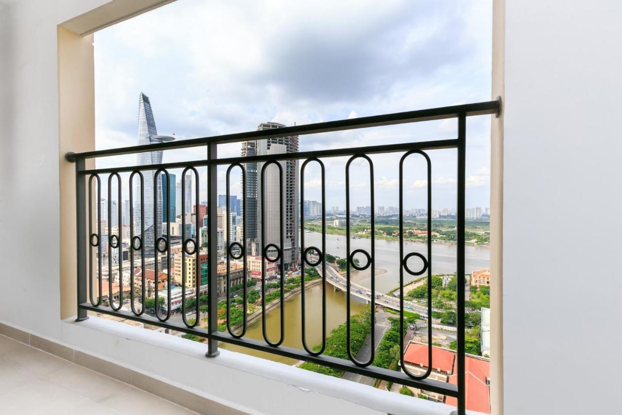 Khách sạn hẻo lánh Diamond Luxury Bach Dang River